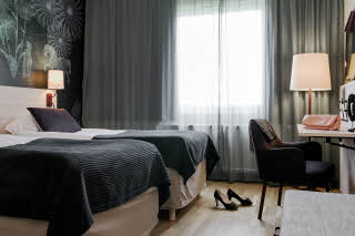 Copyright: Fotograf Jimmy Eriksson AB
Tomtebogatan 30, 113 38 Stockholm
0703734429
info@jimmyeriksson.se
Scandic Segevang, standard room